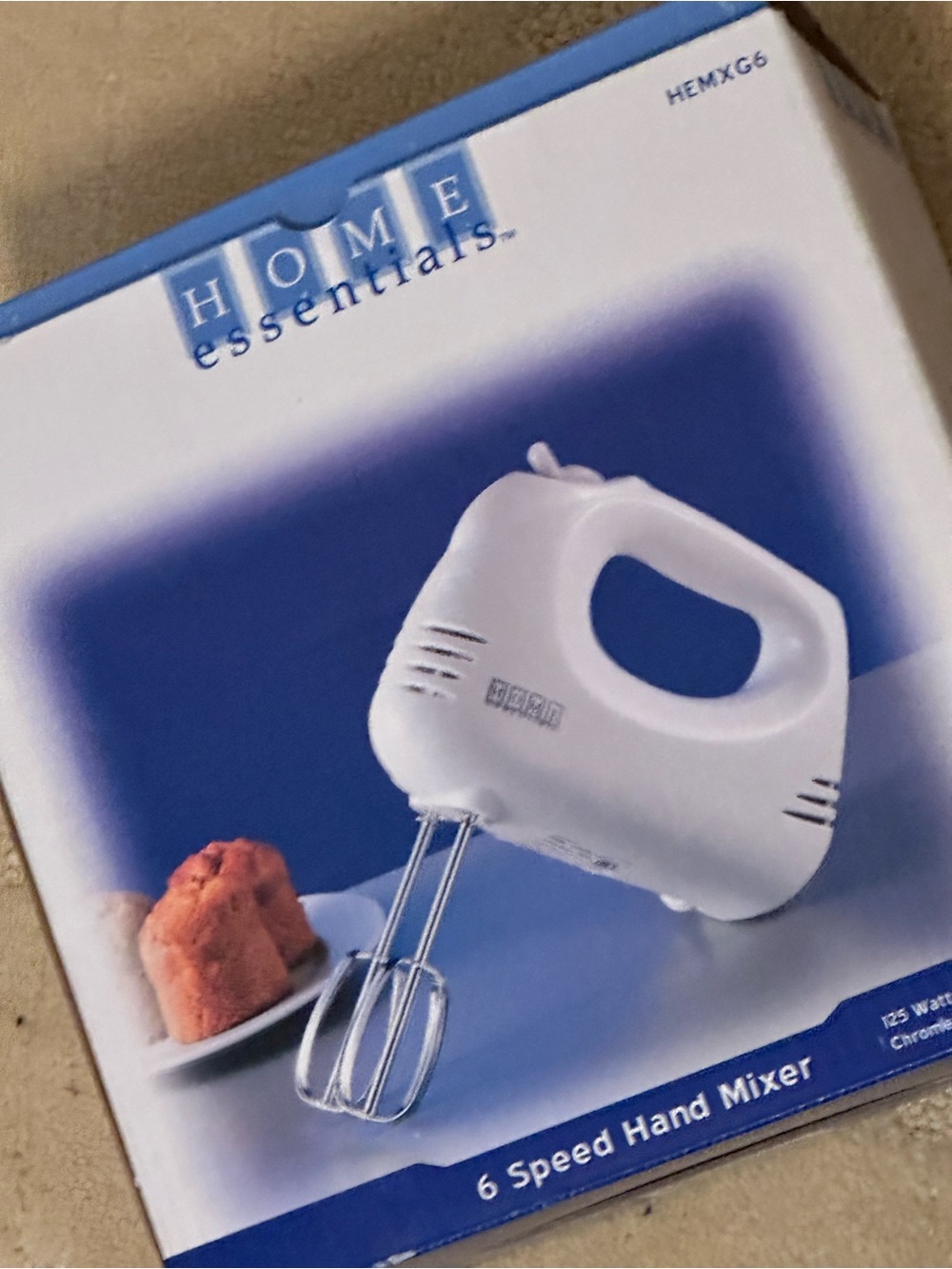 NIB Home Essentials
Six speed hand mixer
